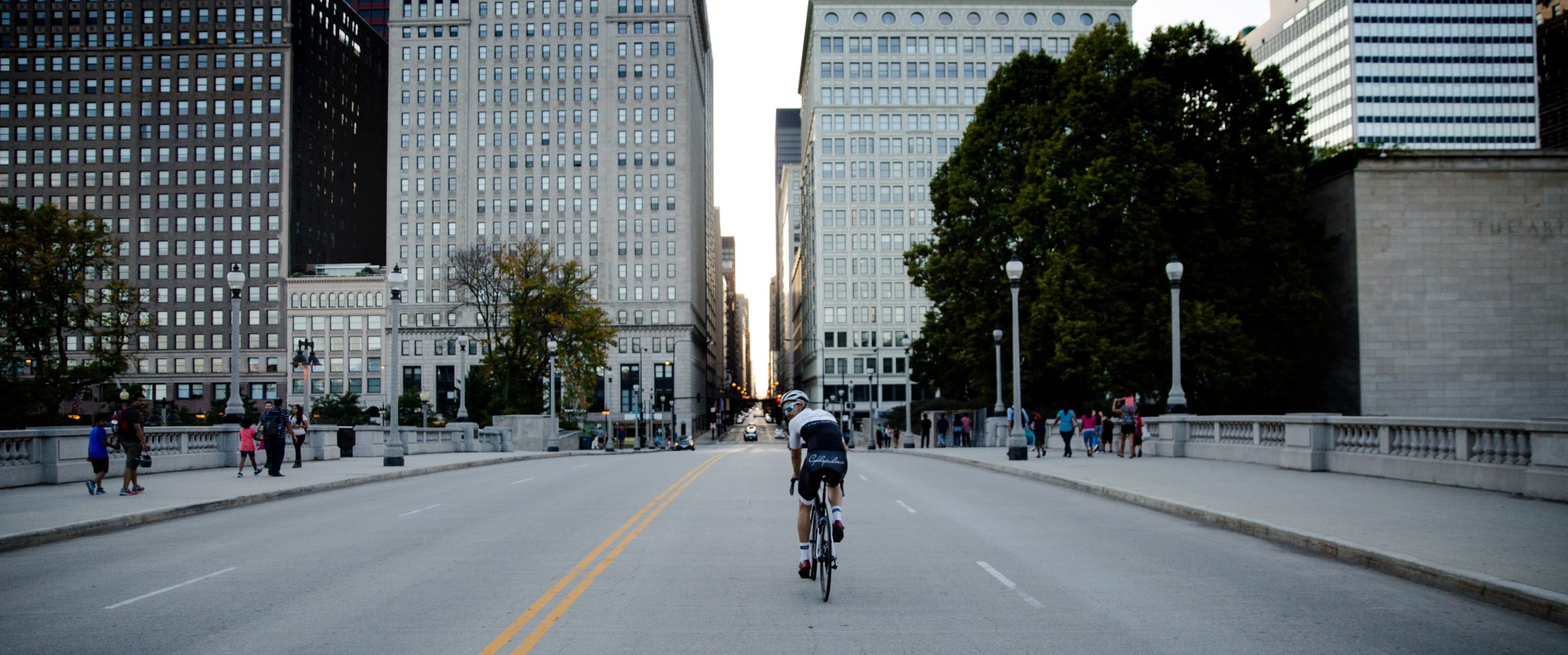Cycling in Chicago is a Romantic Cycling