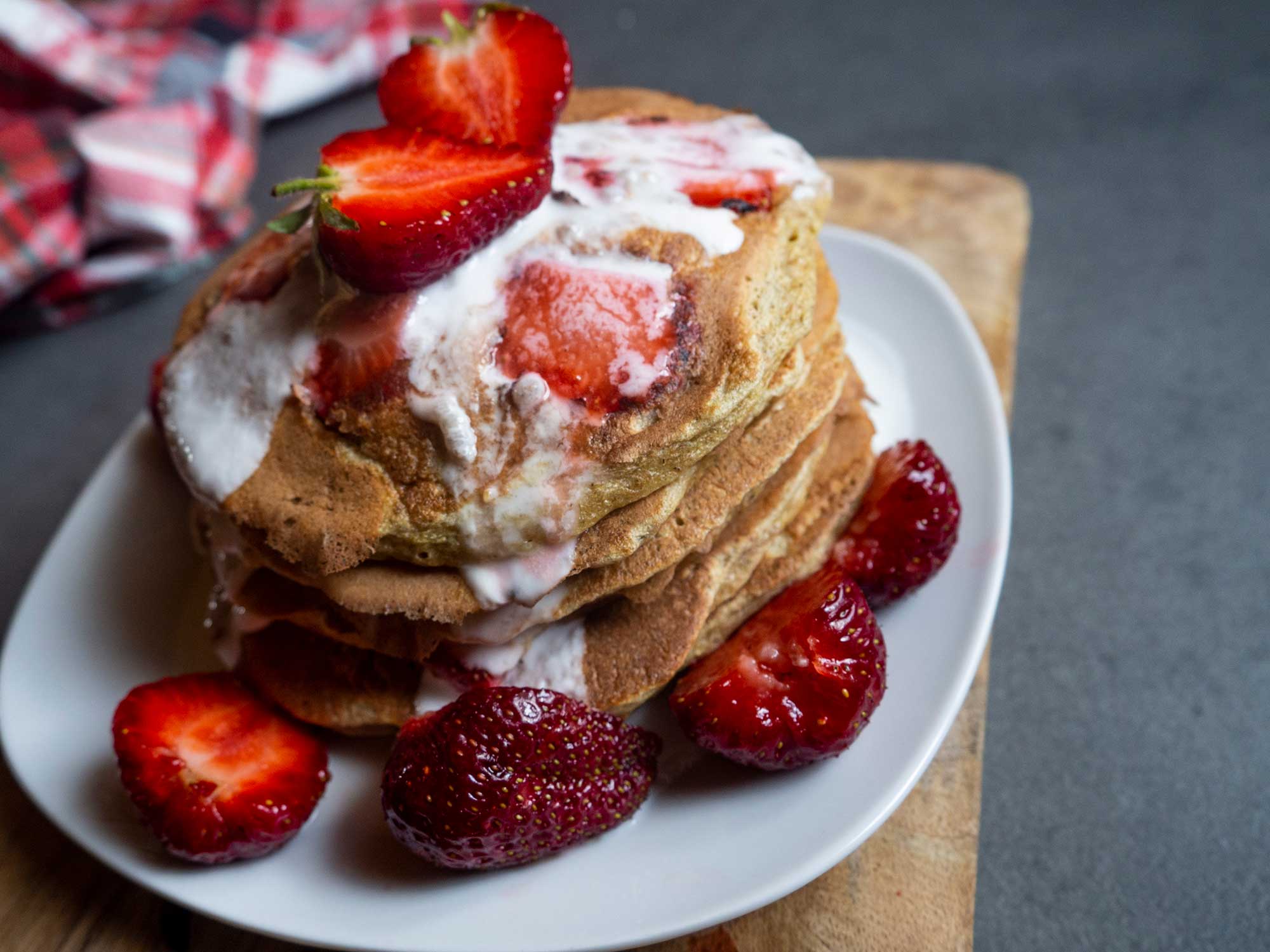 Strawberries Pancakes