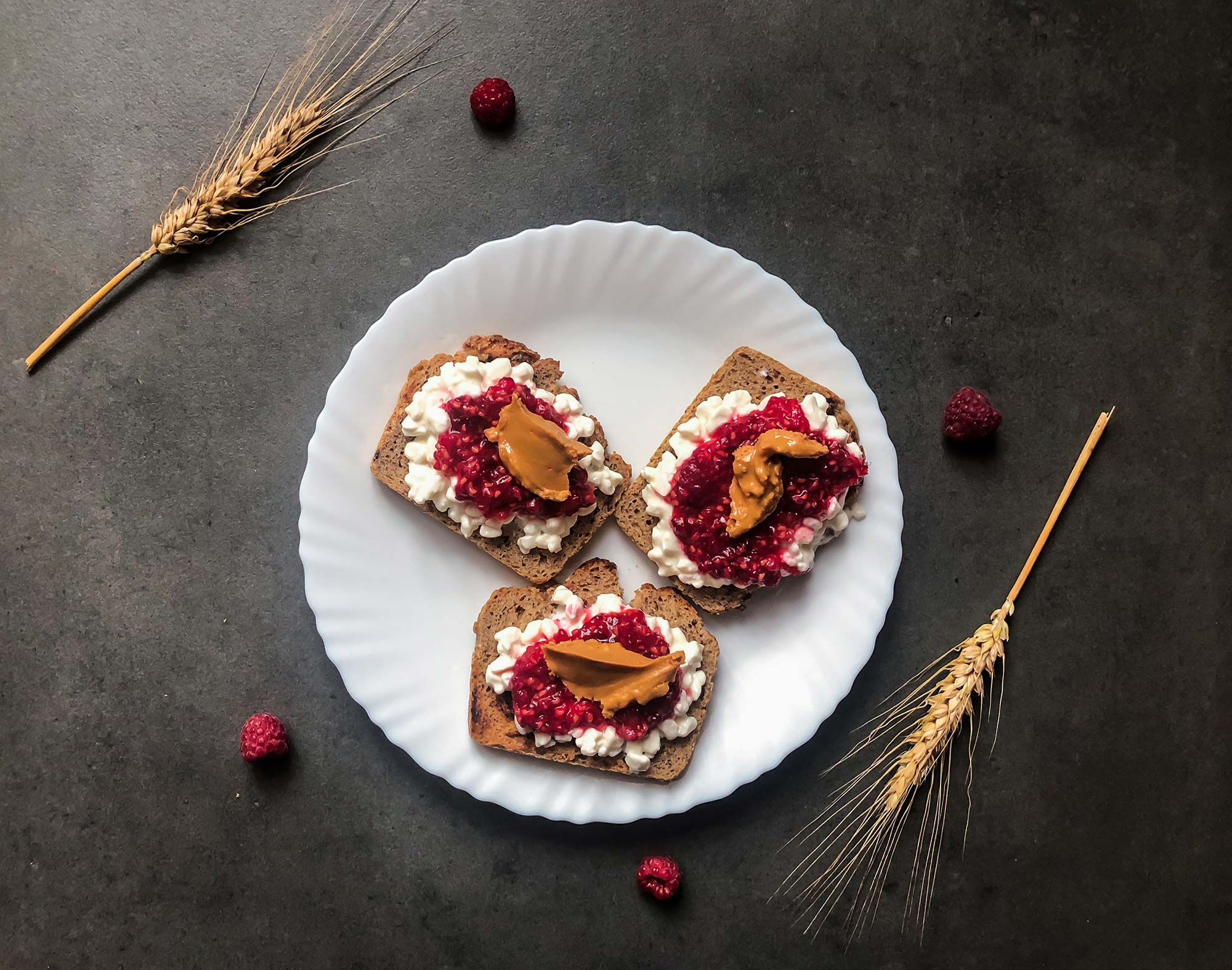 Toasts With Cottage Cheese Raspberries And Peanut Butter Nutrition