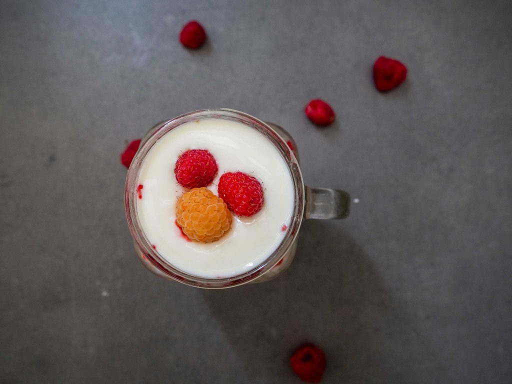 Protein Porridge with Coconut, Raspberry and Chia Seeds